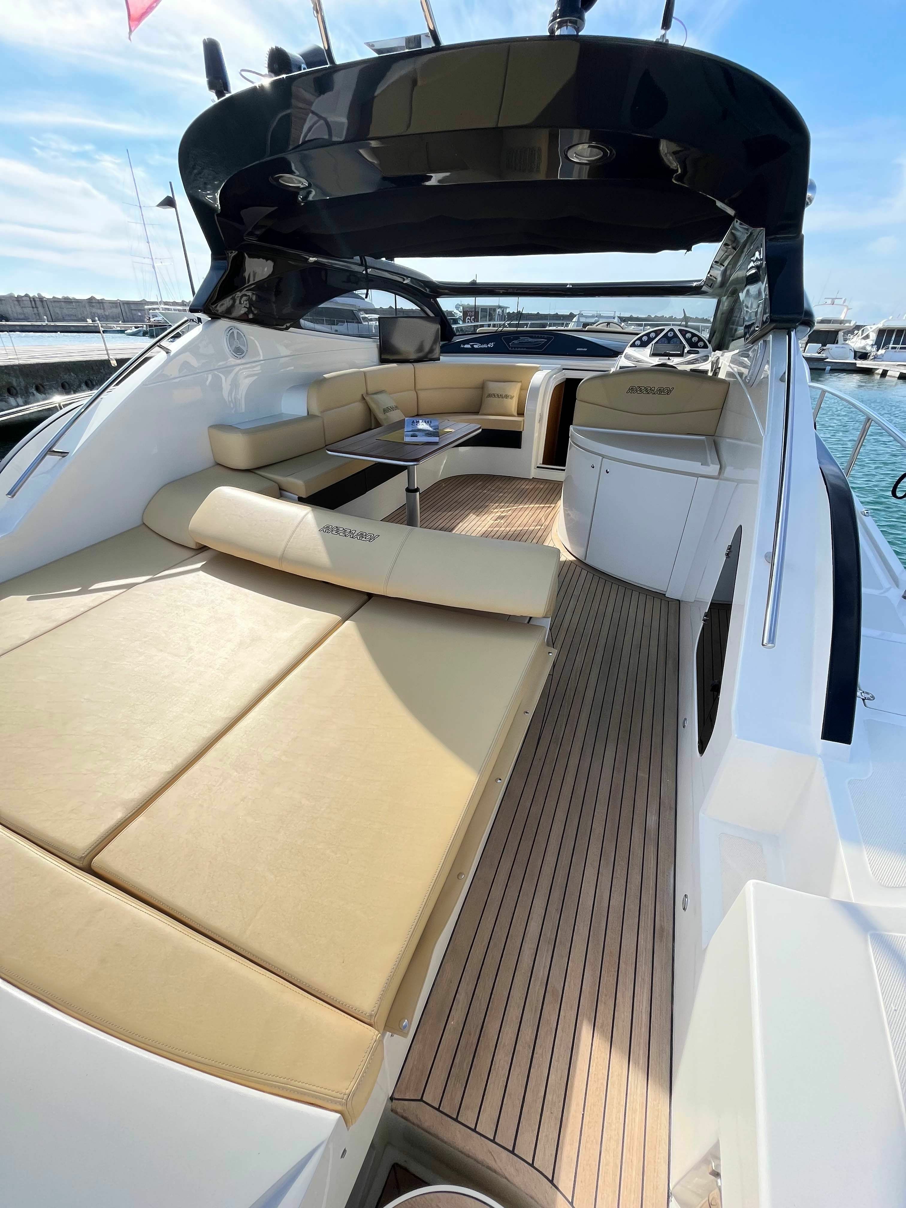 Rizzardi 45 Incredible | One Love