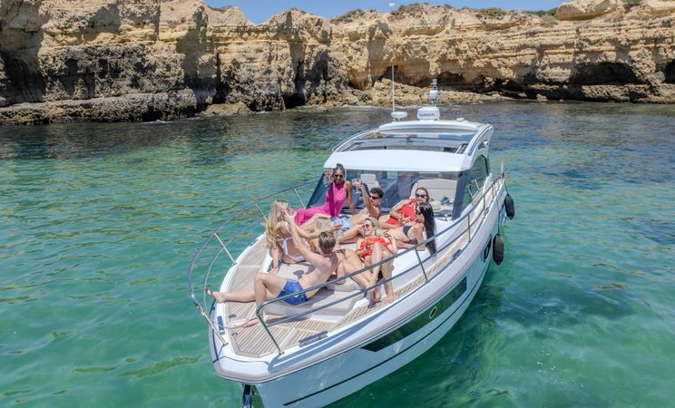 Grandezza 37CA | Mrs. Interesting