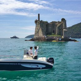 Plastimare Dyuk 560 | Lella