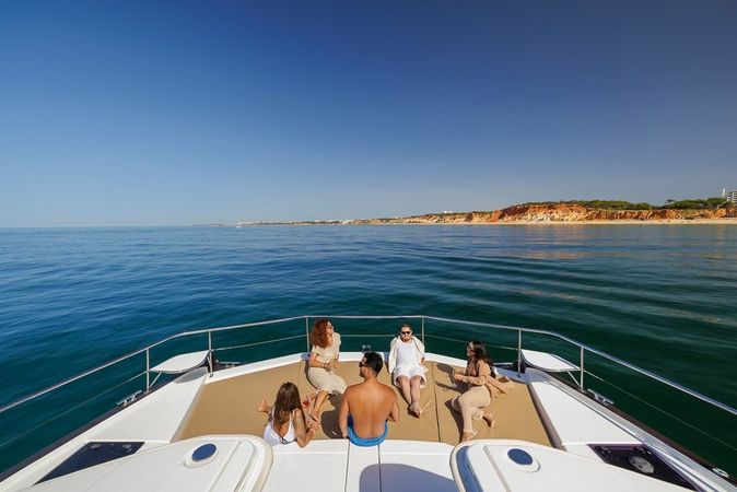 Leopard 51 | Morningstar 2