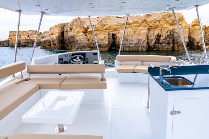 Leopard 51 | Morningstar 2