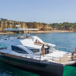 Leopard 51 | Morningstar 2