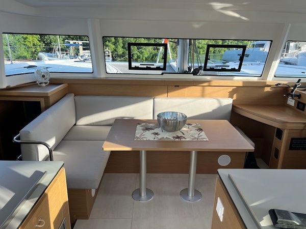 Excess 11 | Caramello