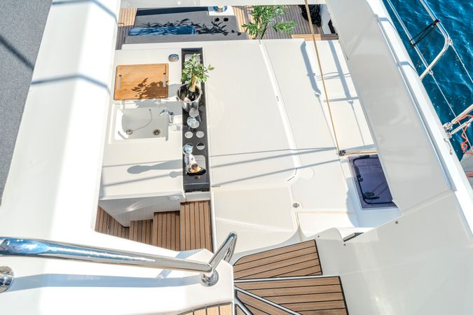 Lagoon 55 | Black Caviar