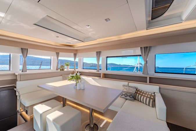 Lagoon 55 | Black Caviar