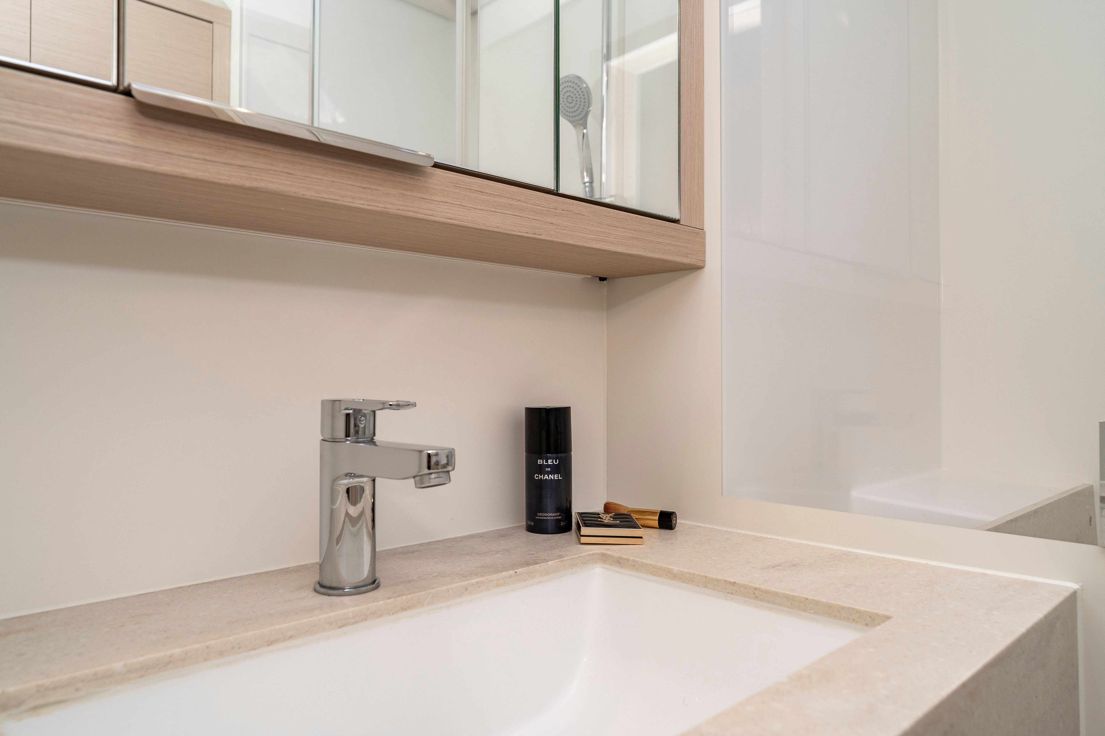 Lagoon 55 | Black Caviar