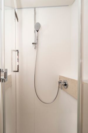 Lagoon 55 | Black Caviar