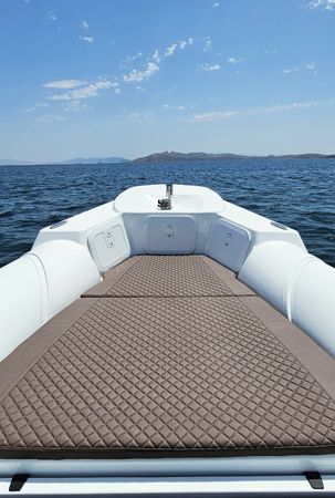 Olympic 720 Cruiser | Mirabella