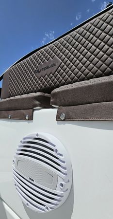 Olympic 720 Cruiser | Mirabella