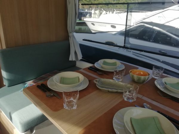 Sun Camper 35 Flybridge | Koolhouse