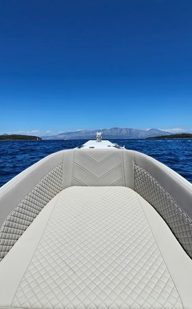 Olympic 585 Speedster | Luna