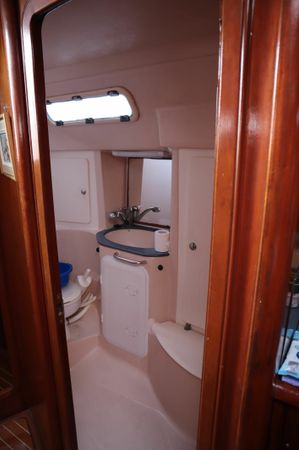 Bavaria Cruiser 41 | Ifestos