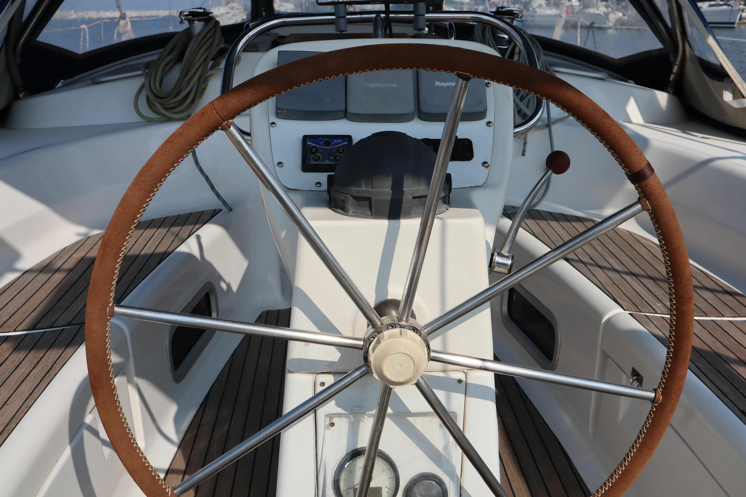 Bavaria Cruiser 41 | Ifestos