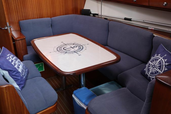 Bavaria Cruiser 41 | Ifestos