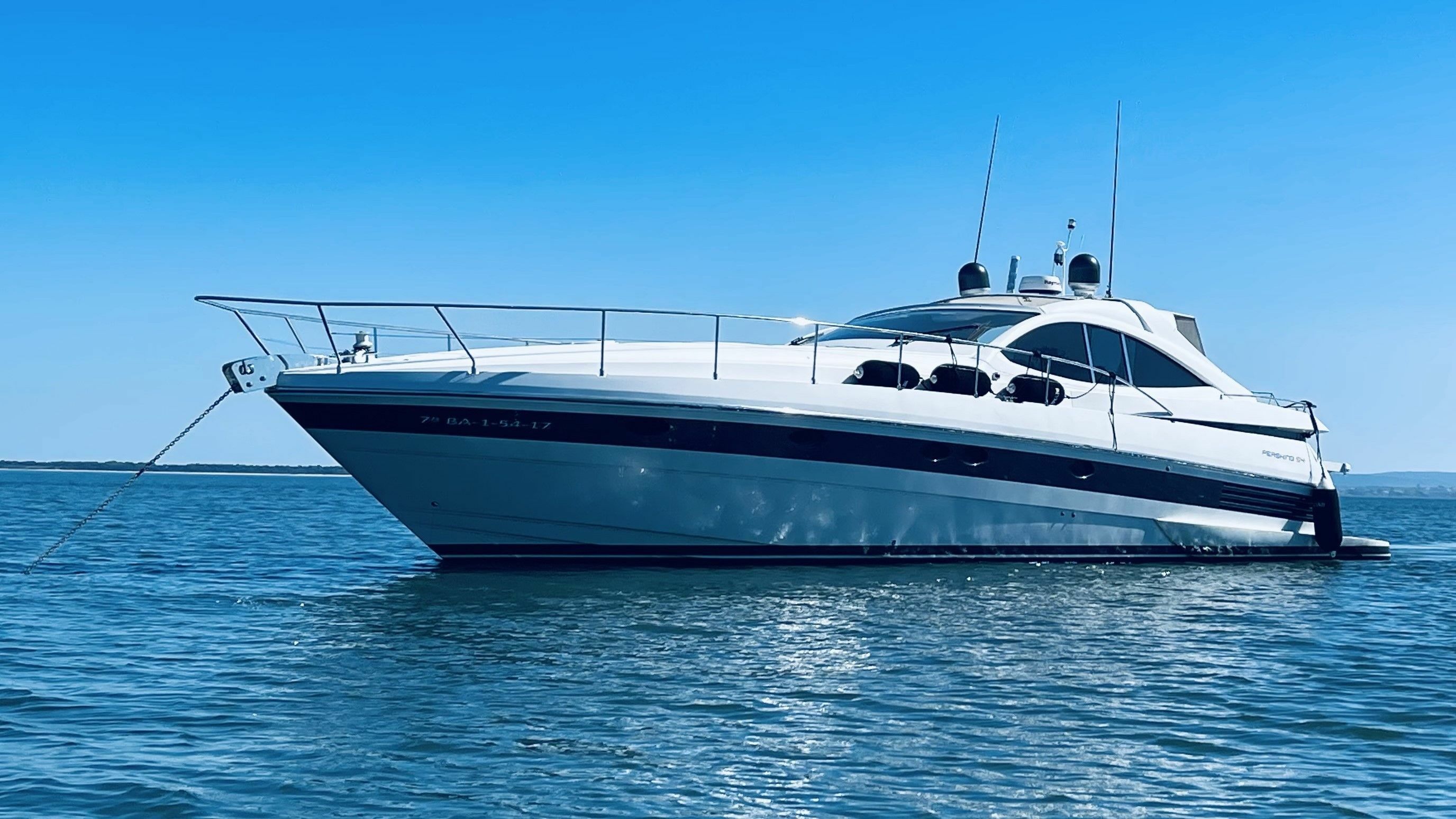 Pershing 54 | Reyko