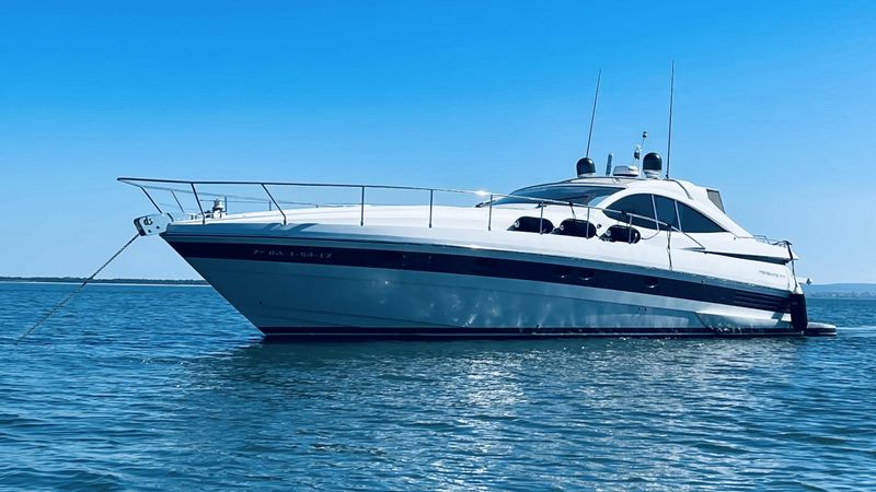 Pershing 54 | Reyko