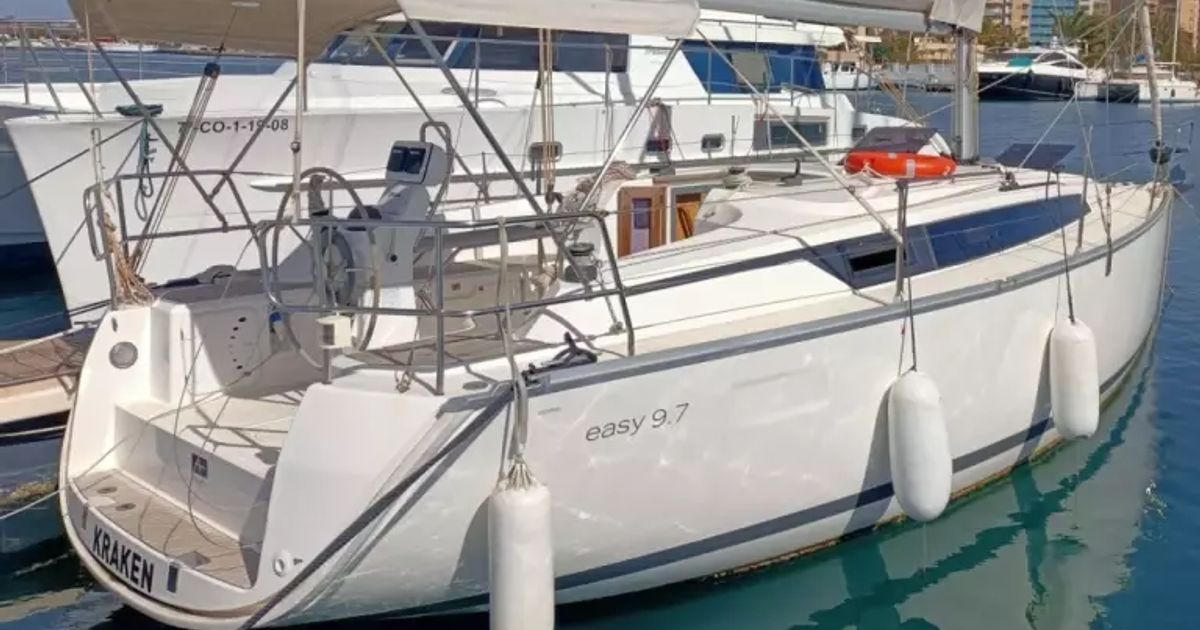 Sailing yacht Bavaria Cruiser 34 Kraken for rent - Spain | Boataround