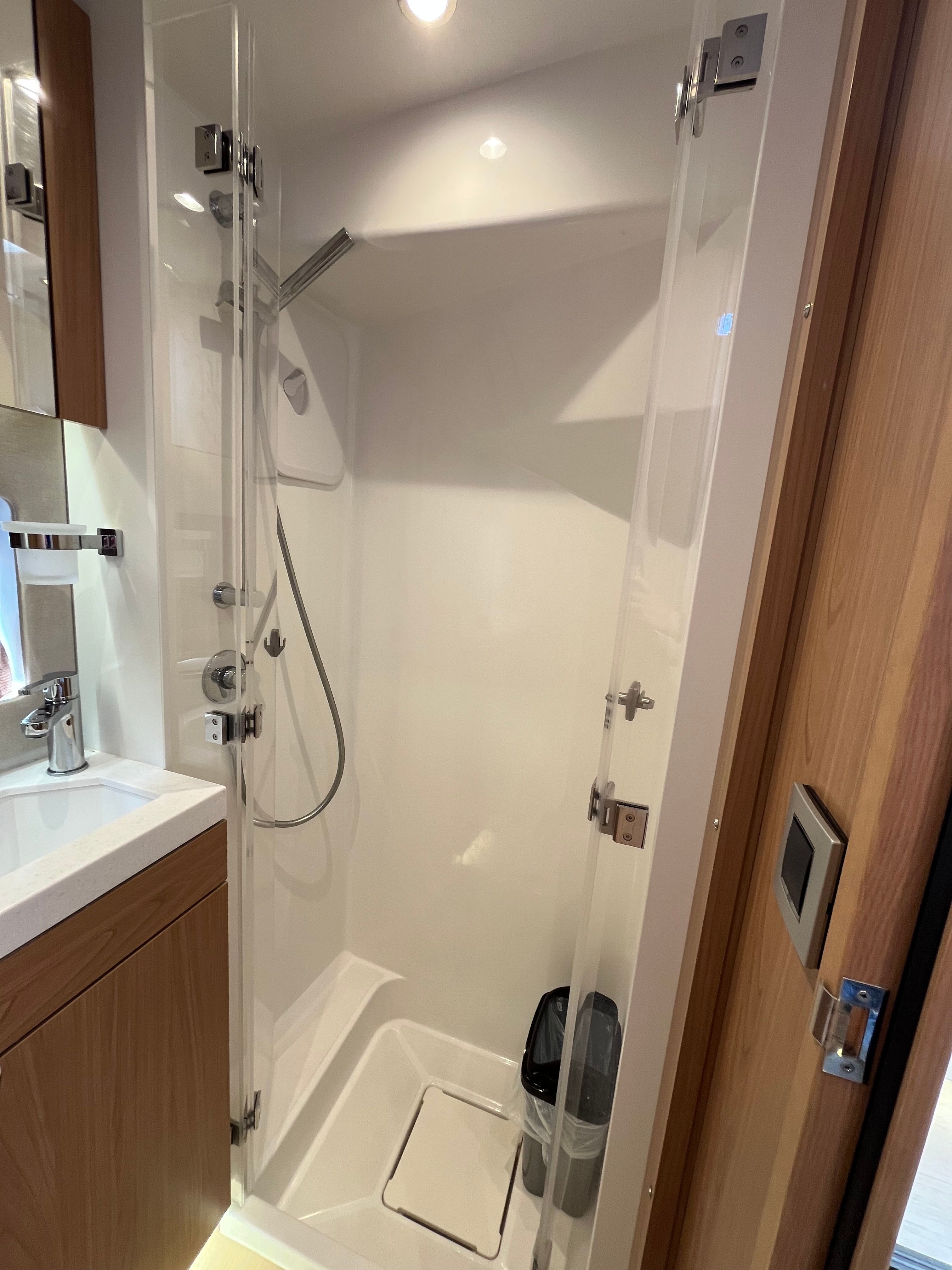 Bali 5.8 | Kos 58.Cat