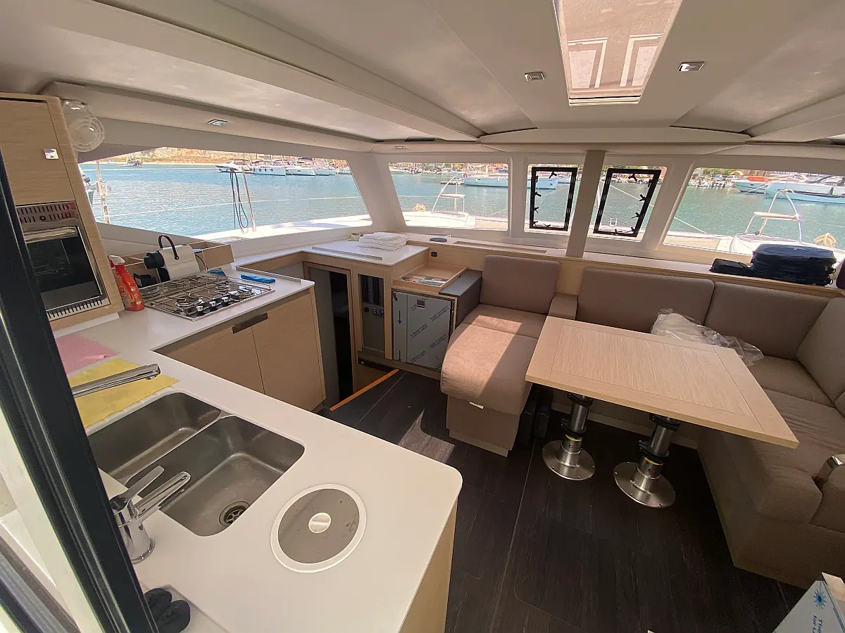 Fountaine Pajot Isla 40 | Elia