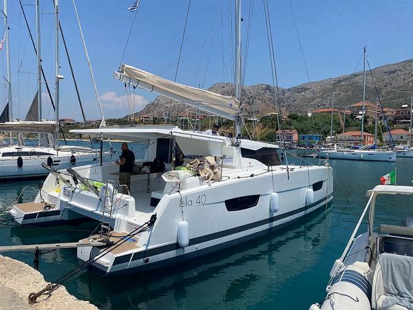 Fountaine Pajot Isla 40 | Elia