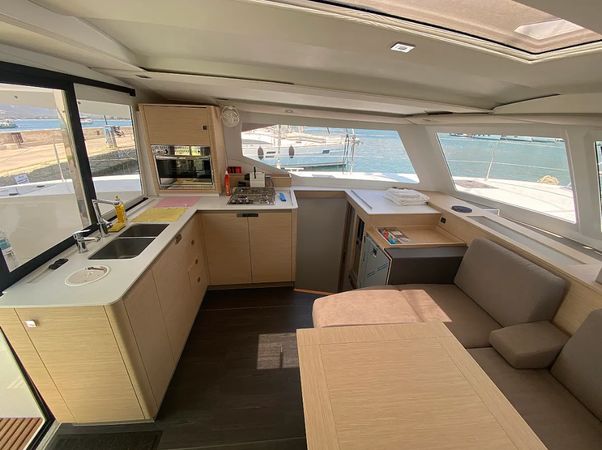 Fountaine Pajot Isla 40 | Elia