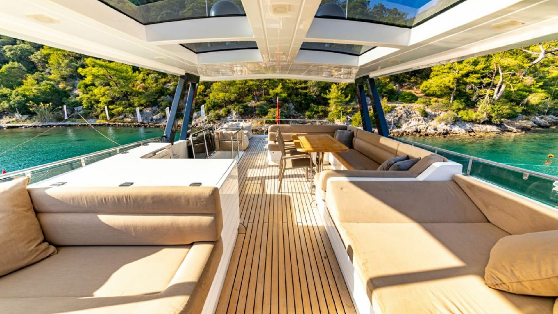 Custom Built 83 | Meteor Bodrum