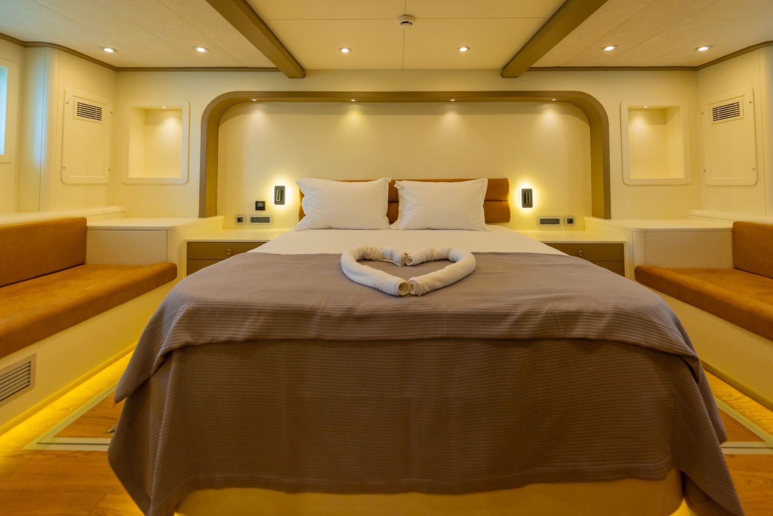 Trawler 85 | Lycian Dream