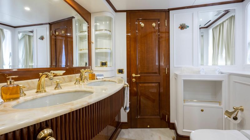 Benetti 115 | Stella Fiera