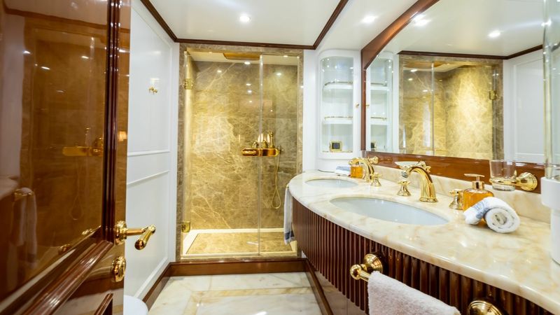 Benetti 115 | Stella Fiera