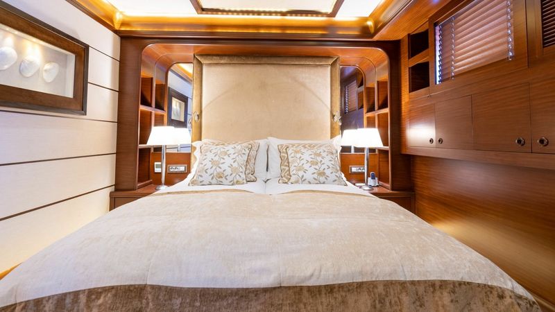 Benetti 115 | Stella Fiera