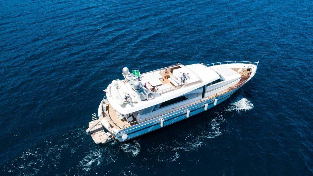 Cantieri di Pisa 22 | Riva