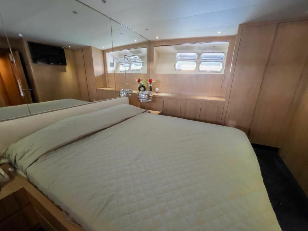 Cantieri di Pisa 22 | Riva