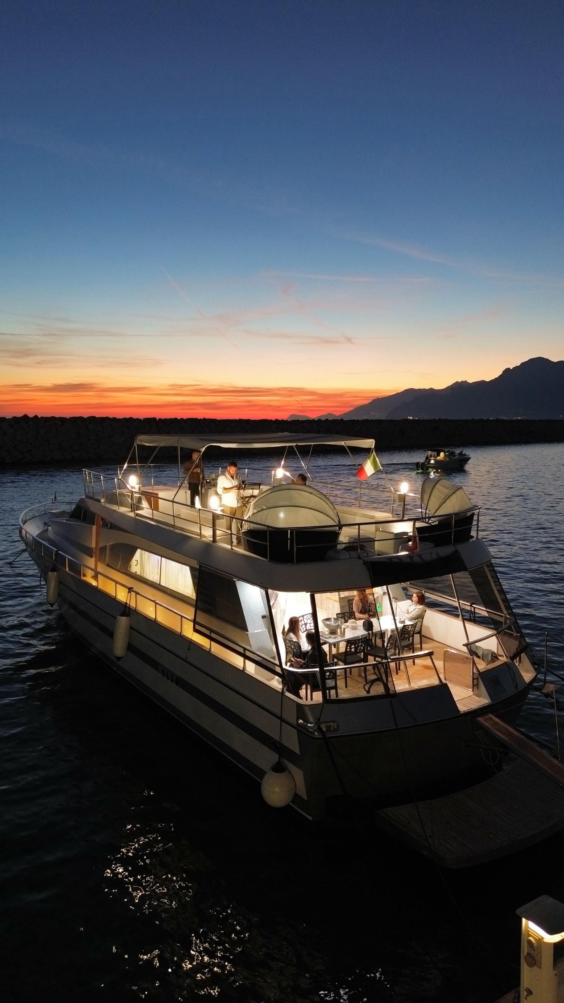 Cantieri di Pisa 22 | Riva