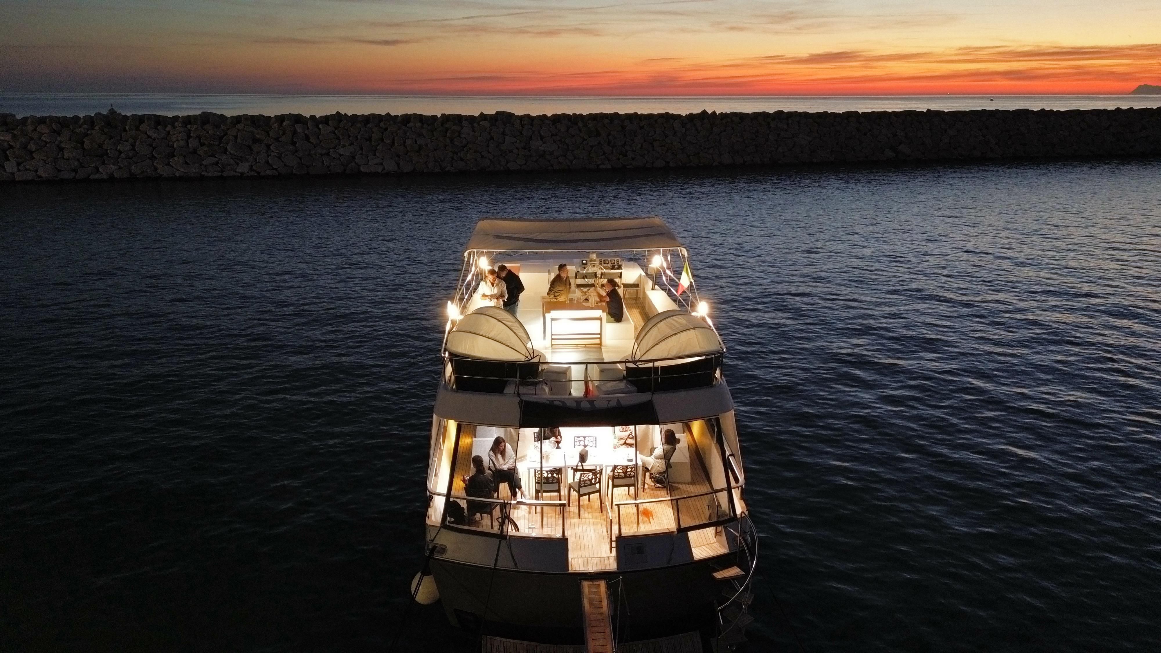 Cantieri di Pisa 22 | Riva