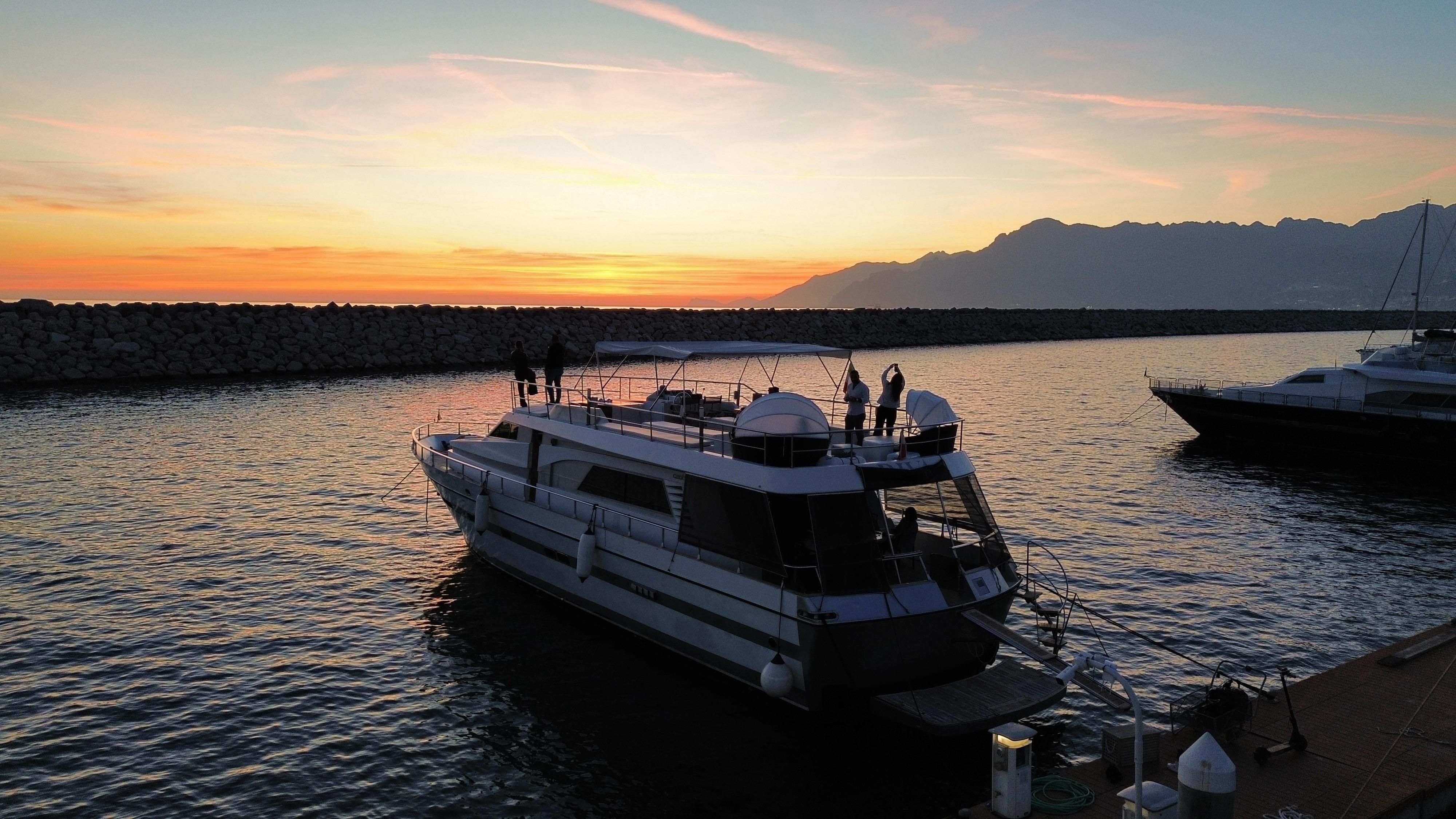 Cantieri di Pisa 22 | Riva
