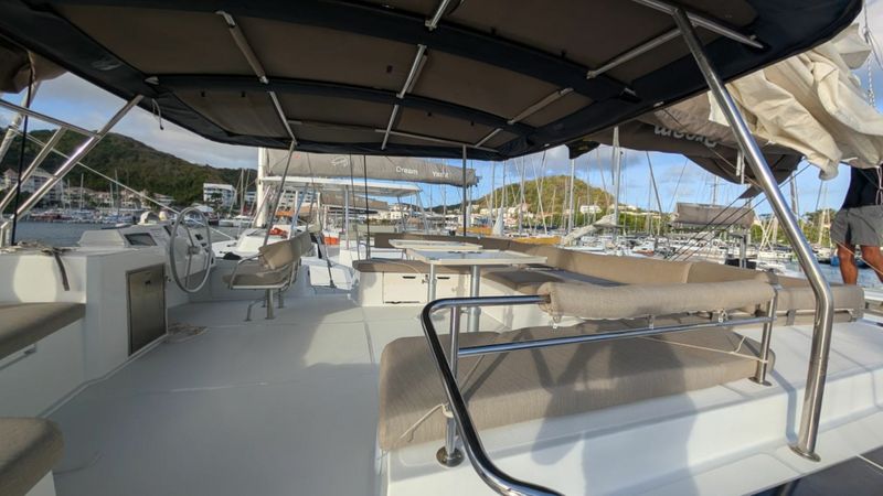 Bali 5.4 | Dream Macabou