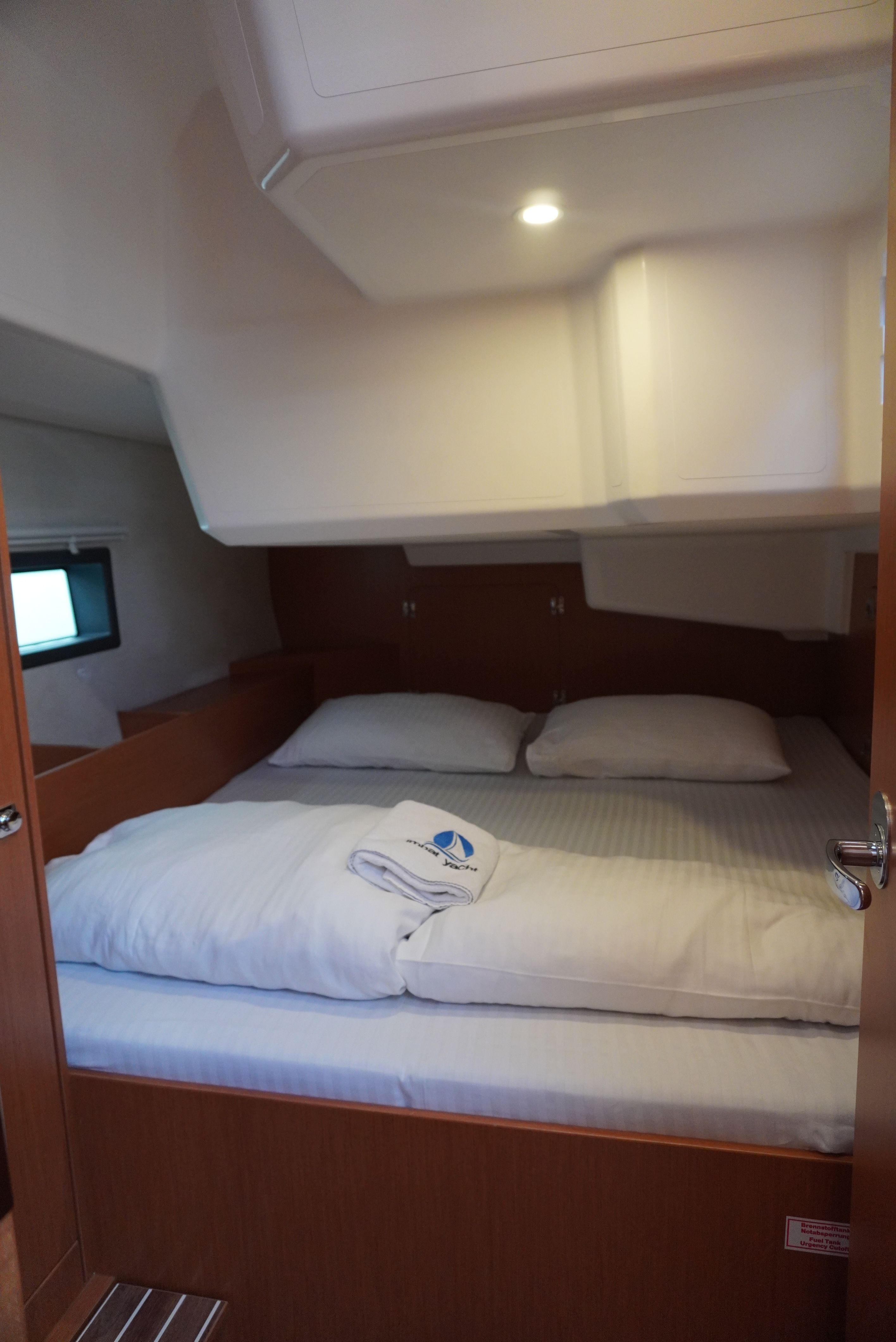 Bavaria C42 | Alara 3