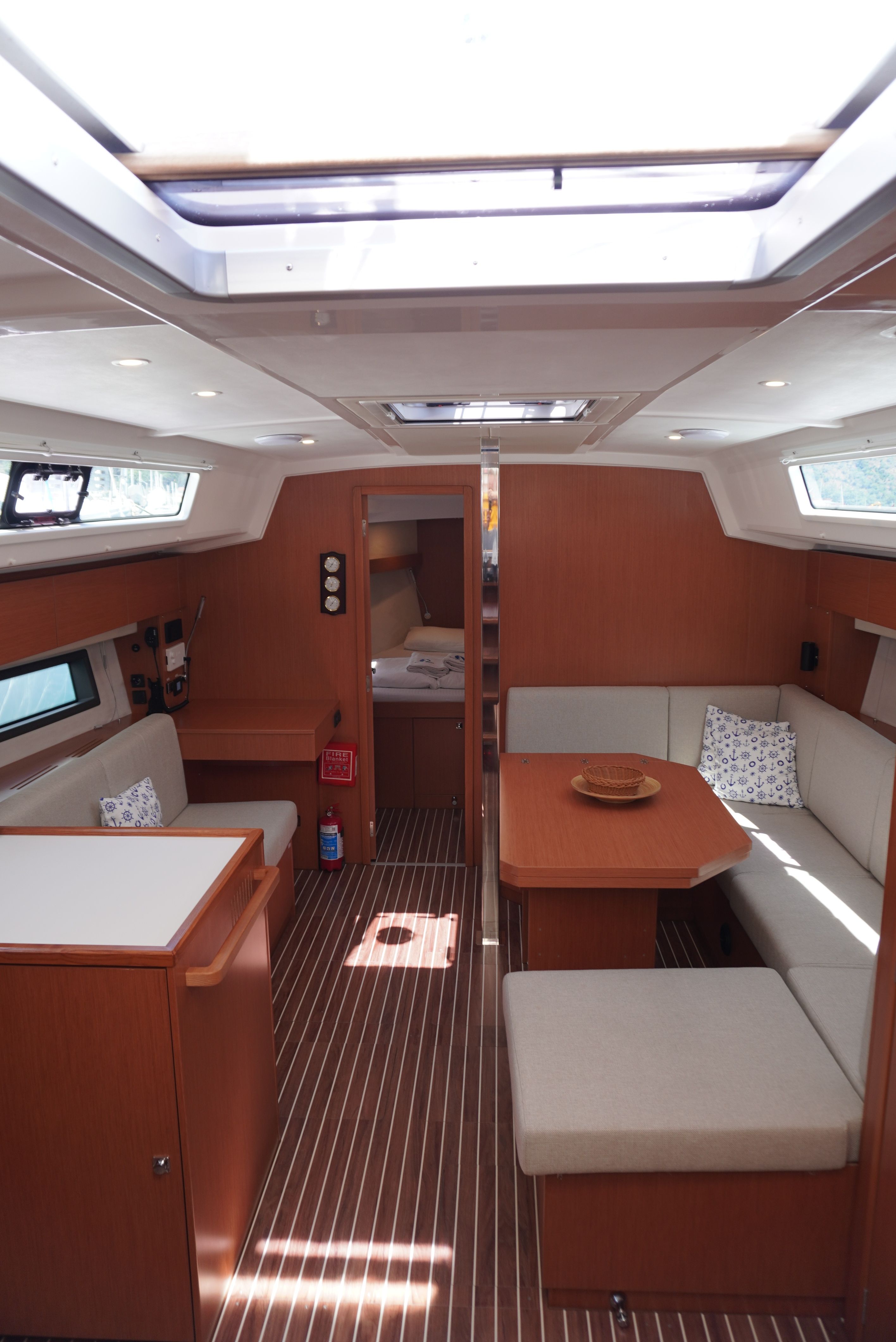 Bavaria C42 | Alara 3