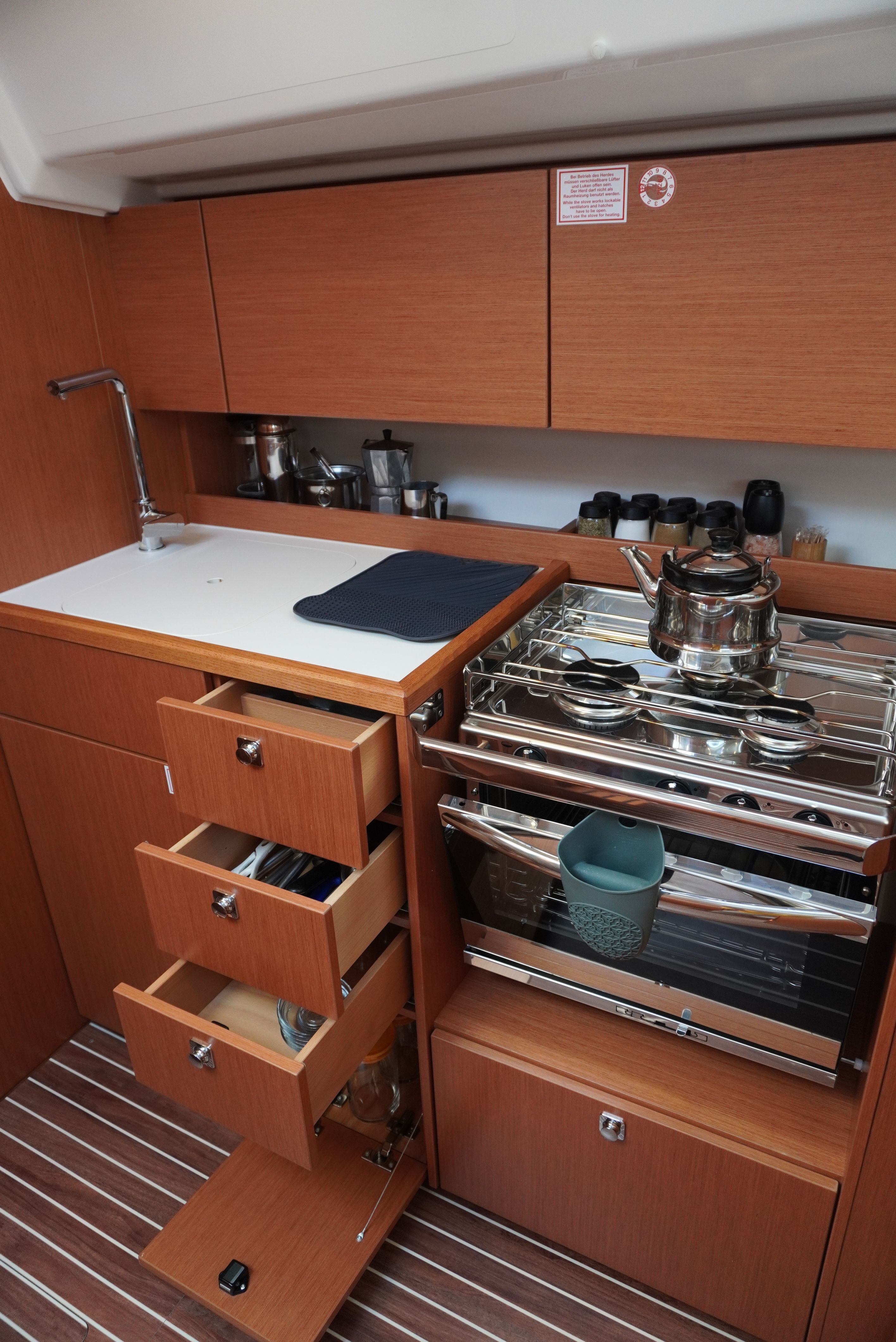 Bavaria C42 | Alara 3