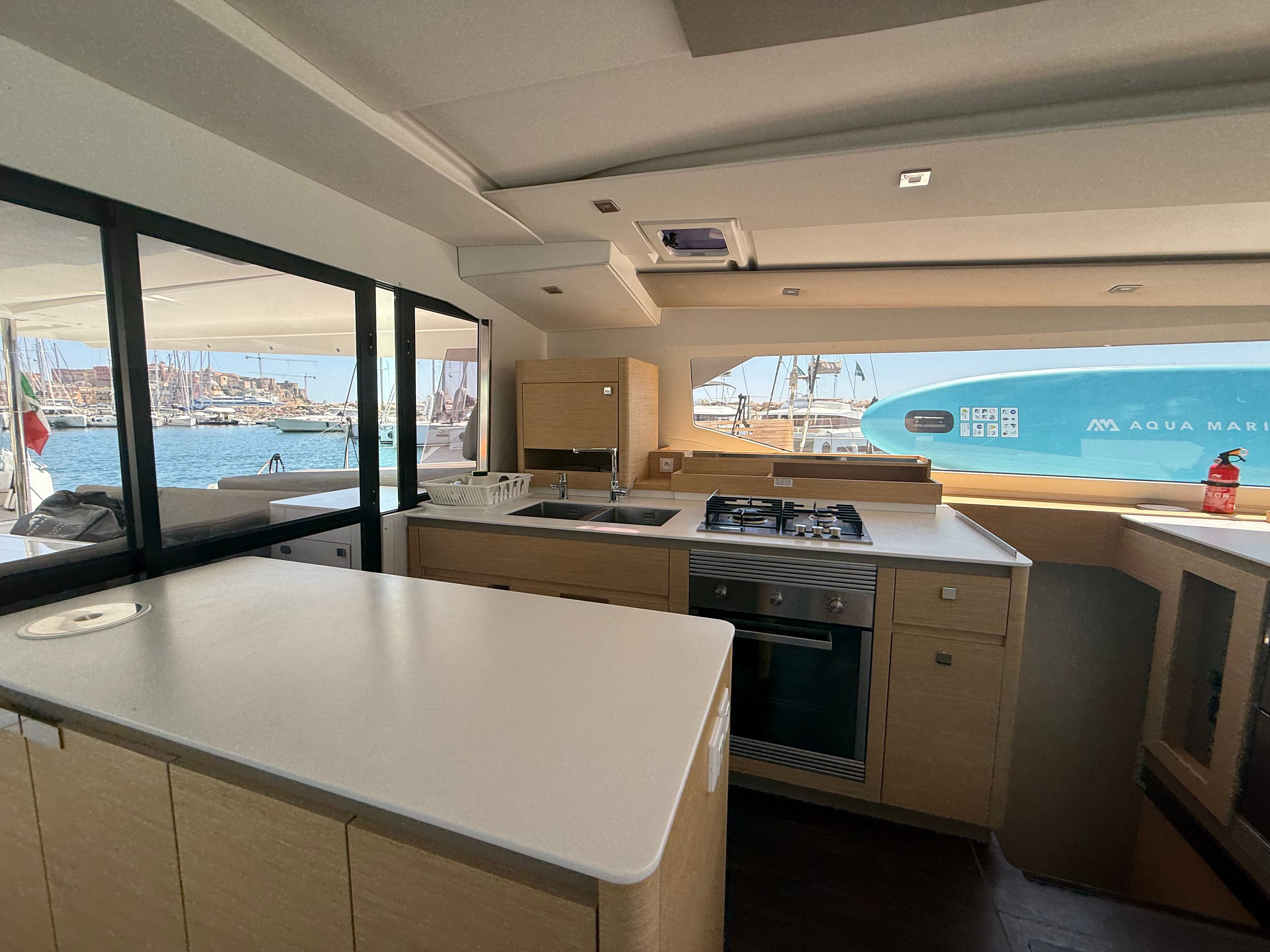Fountaine Pajot Aura 51 | Tiki