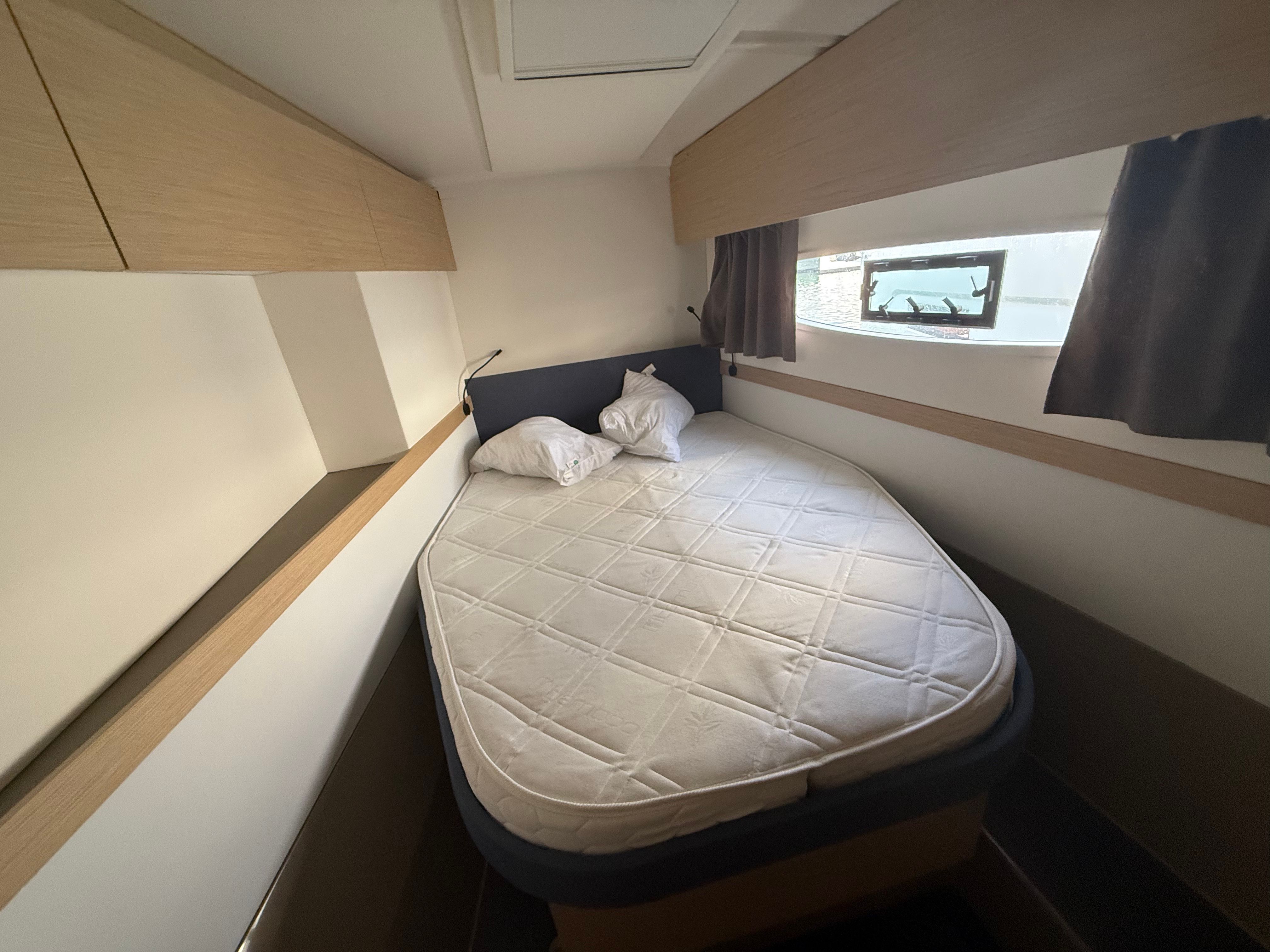 Fountaine Pajot Astrea 42 | Stella 1