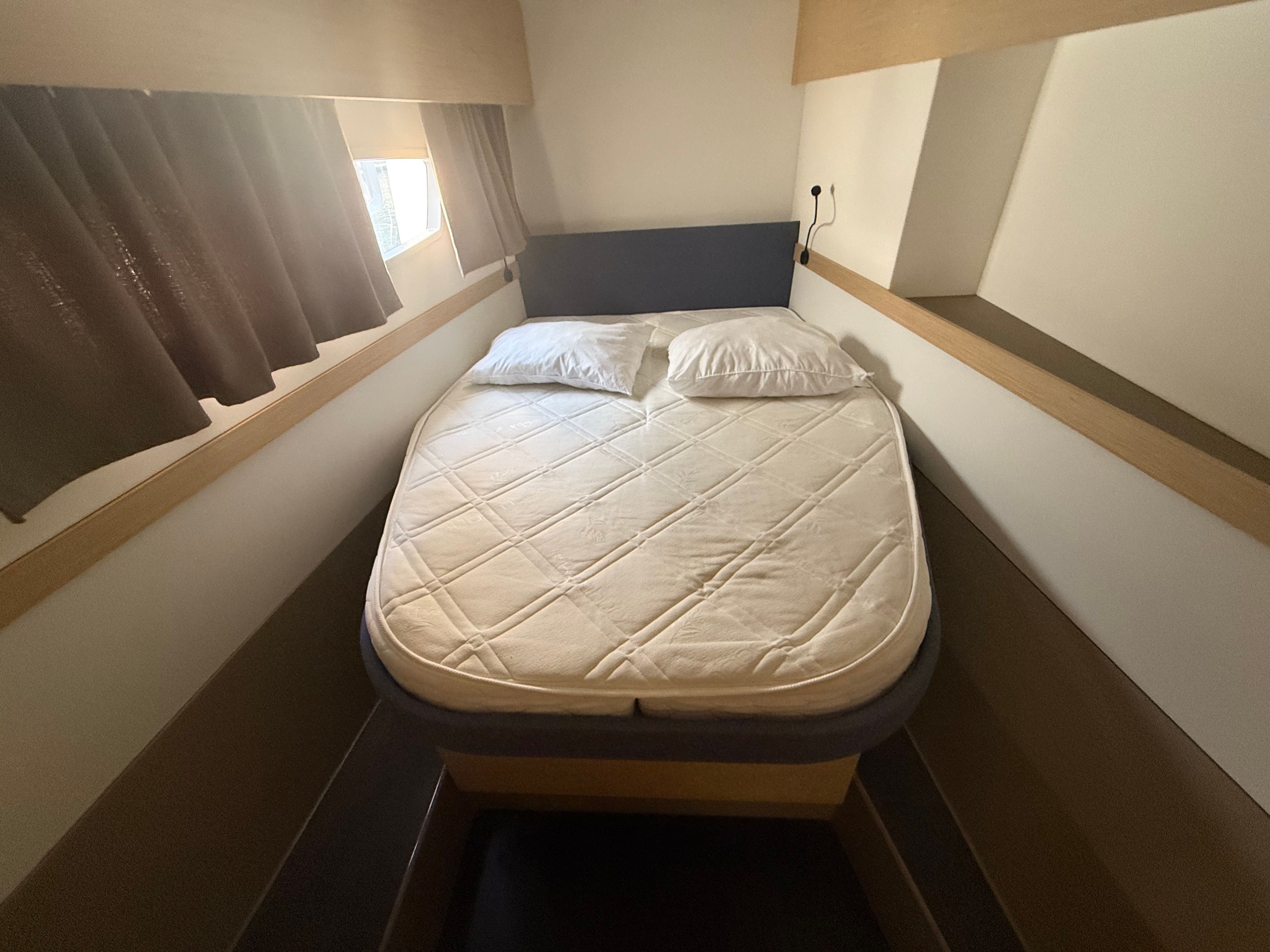 Fountaine Pajot Astrea 42 | Stella 1