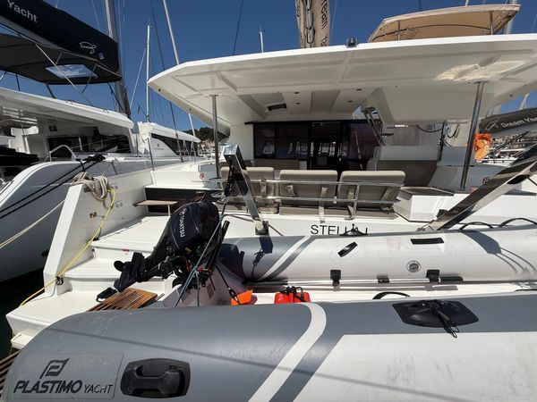 Fountaine Pajot Astrea 42 | Stella 1