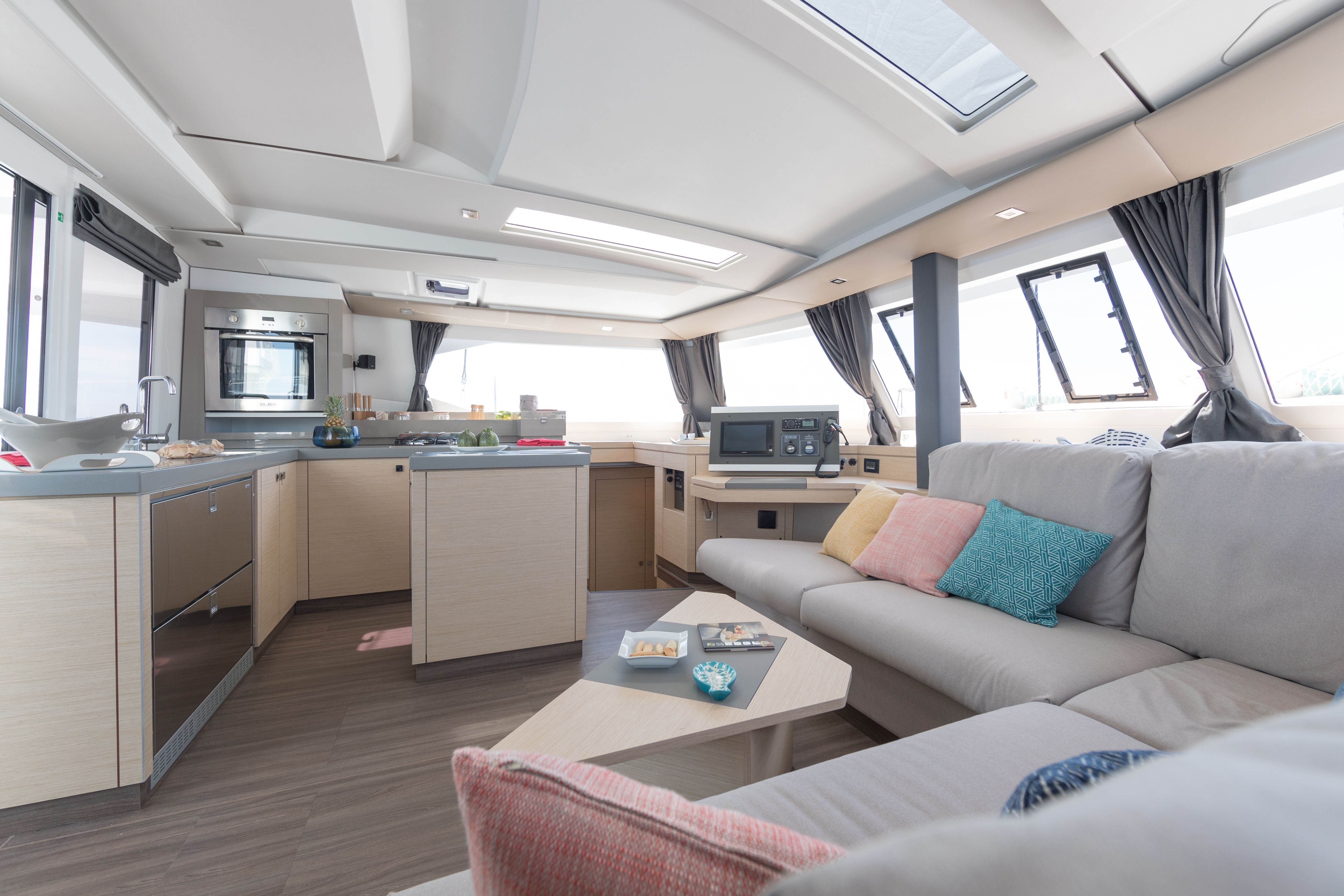 Fountaine Pajot Tanna 47 | Aquaphoria