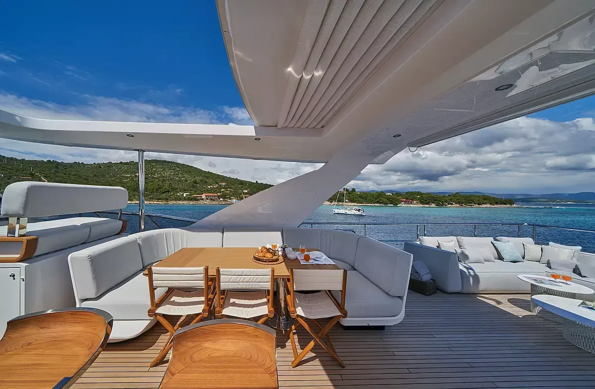 Azimut Grande 27 | Aluminia Too