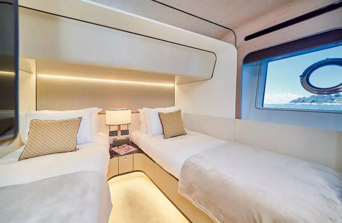 Azimut Grande 27 | Aluminia Too