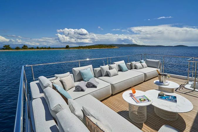 Azimut Grande 27 | Aluminia Too