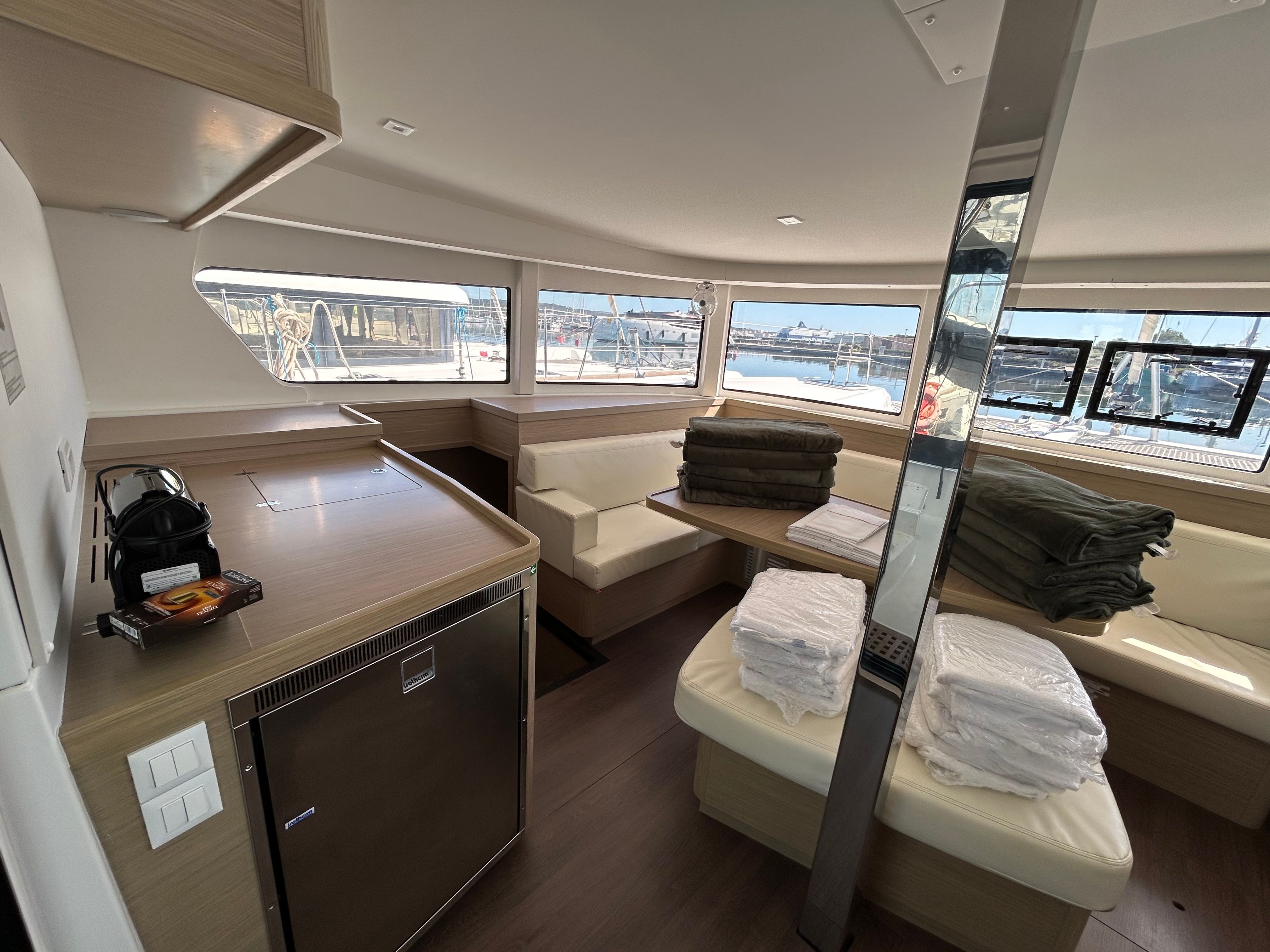 Lagoon 42 | Magnolia