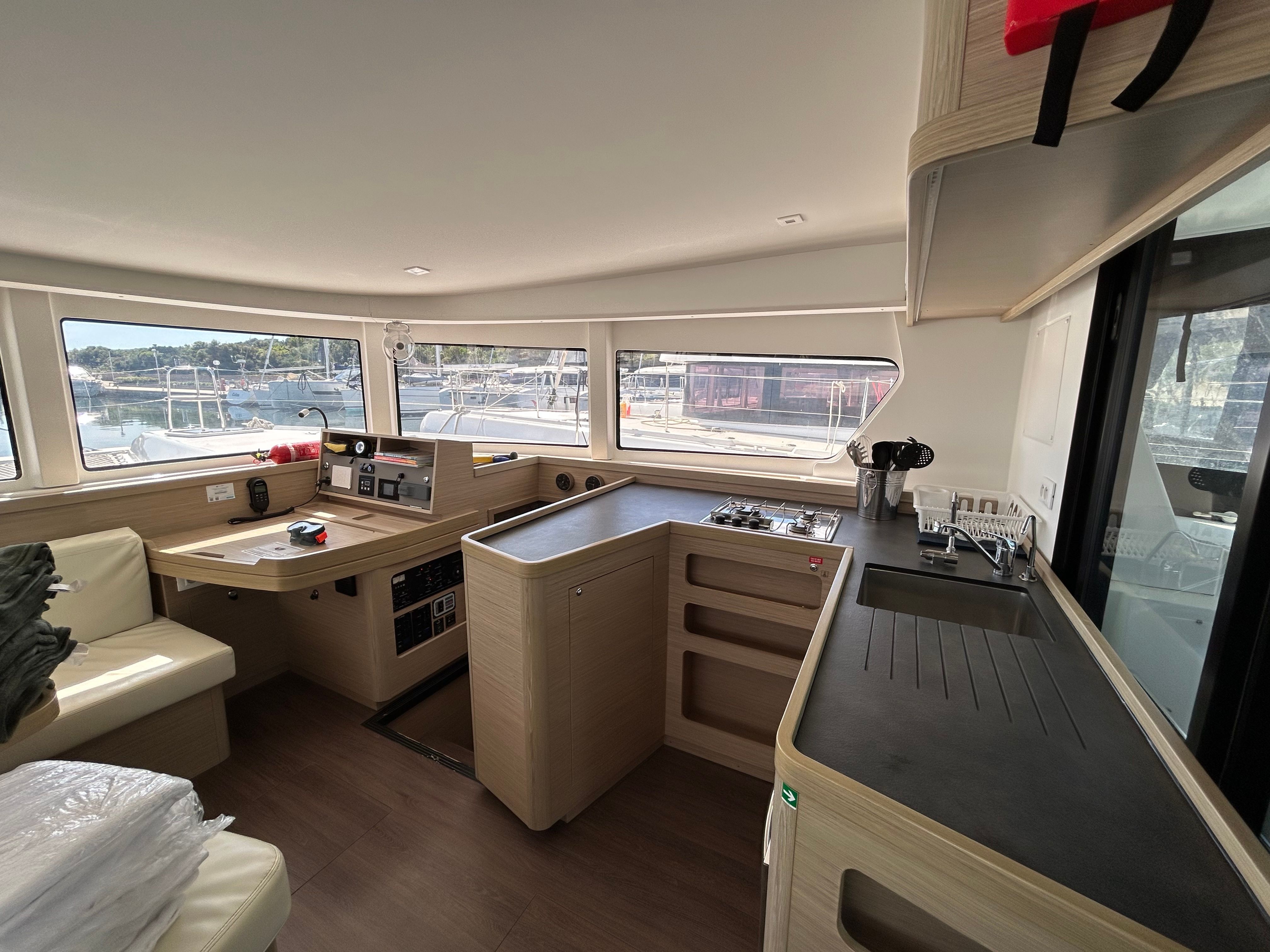 Lagoon 42 | Magnolia