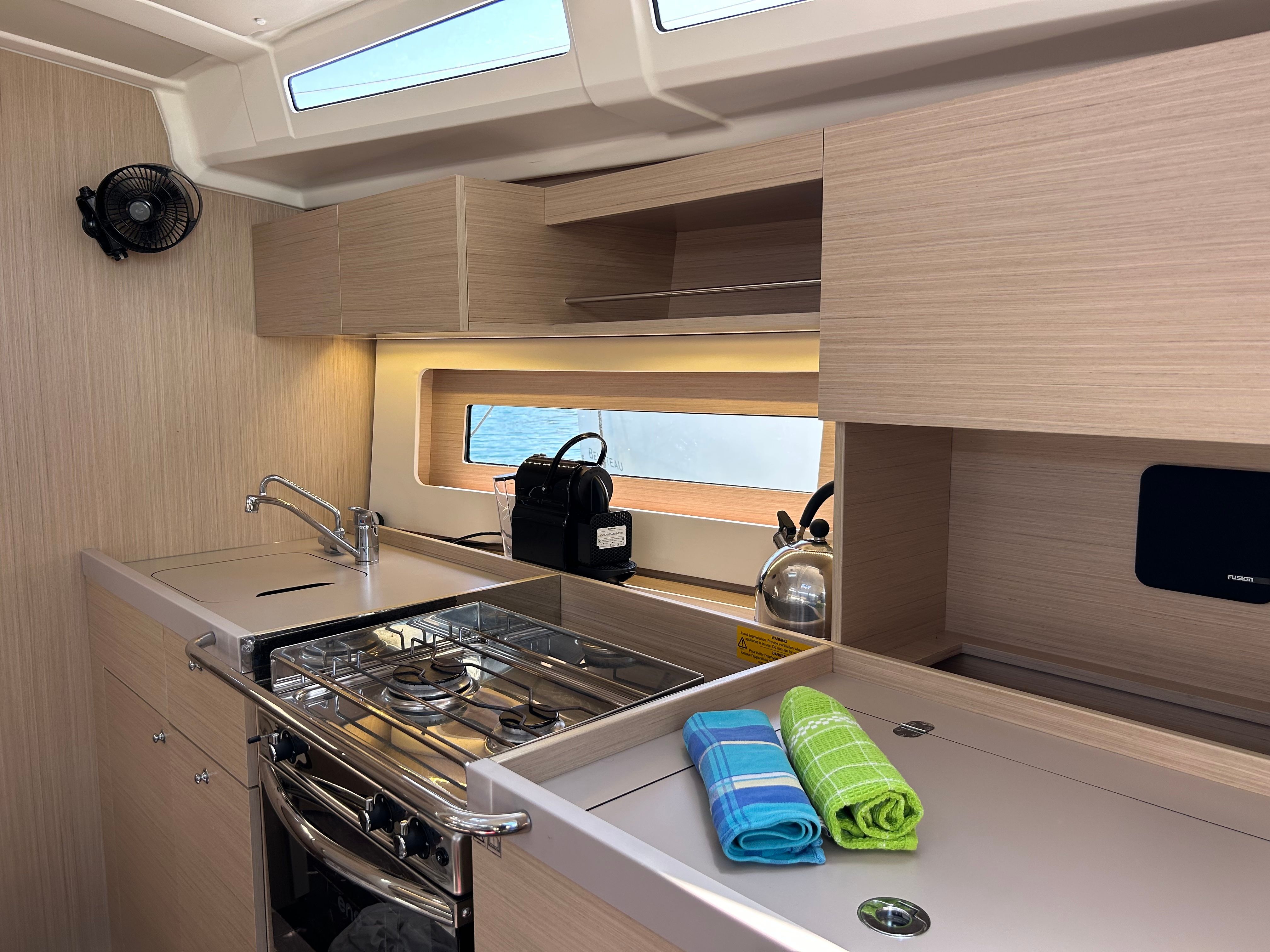 Beneteau Oceanis 37.1 | Scilla